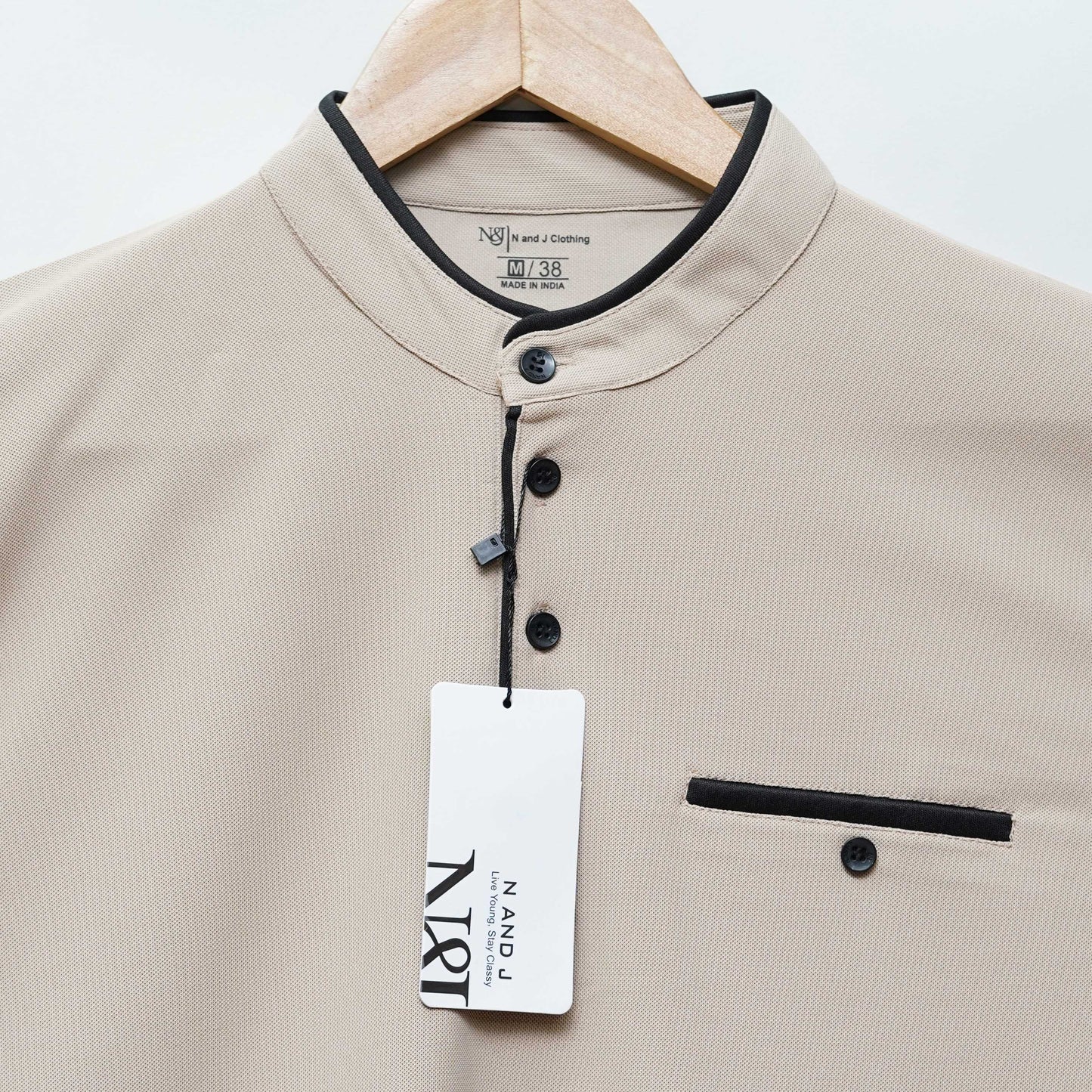 Chiku | Henley Neck T-Shirt | PocketCut
